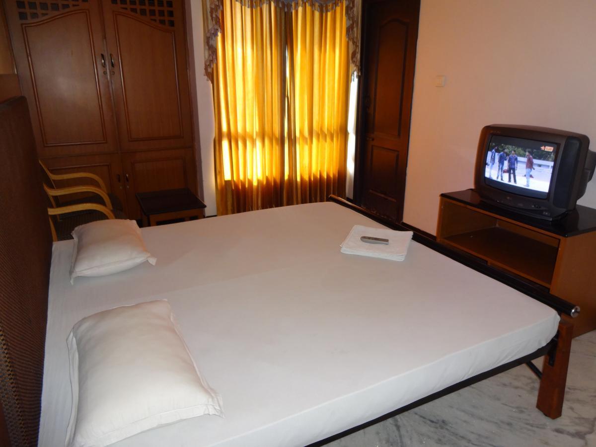Hotel Grand Palace Coimbatore Bagian luar foto