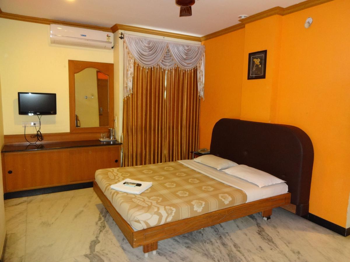 Hotel Grand Palace Coimbatore Bagian luar foto