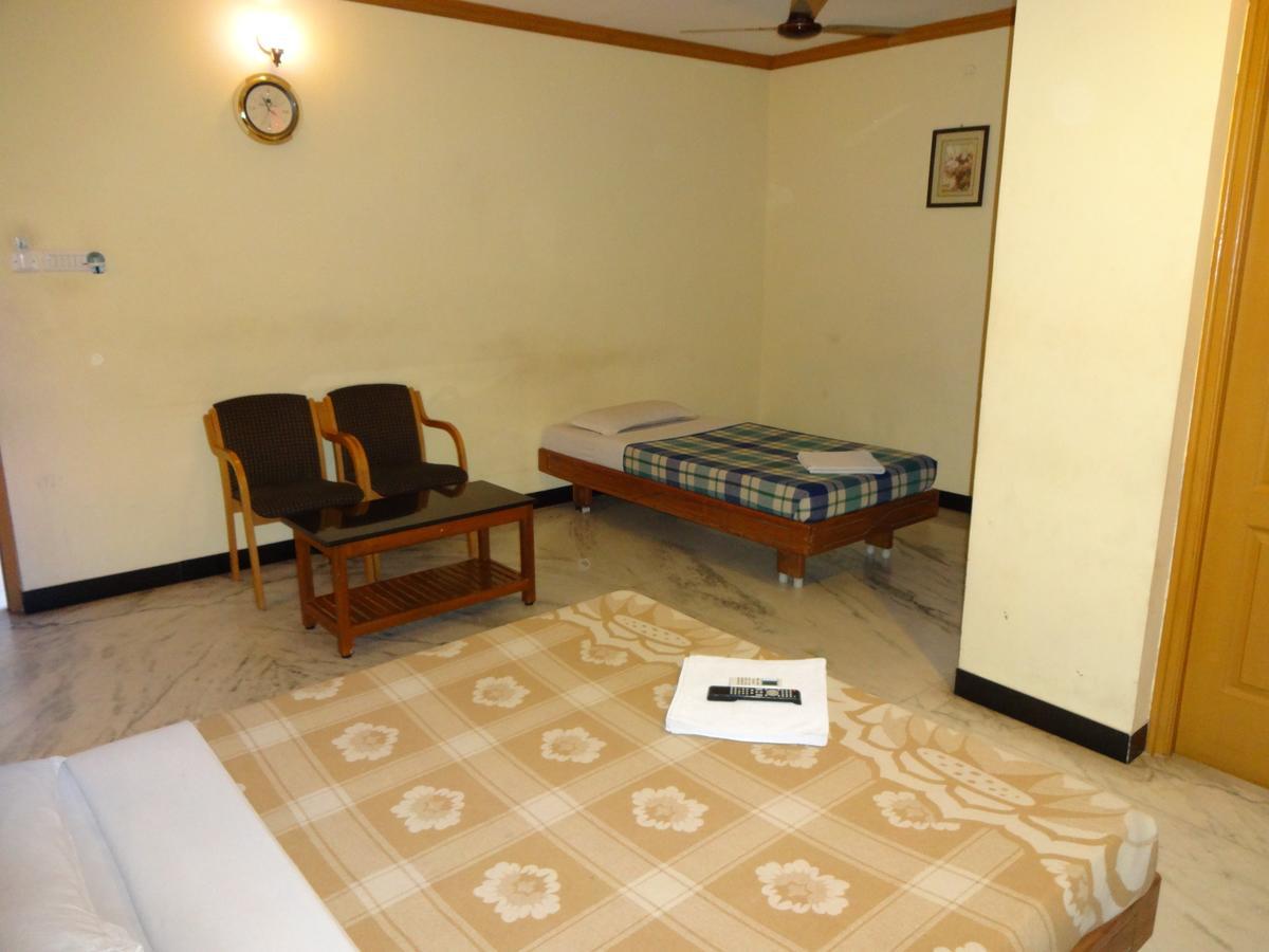 Hotel Grand Palace Coimbatore Bagian luar foto